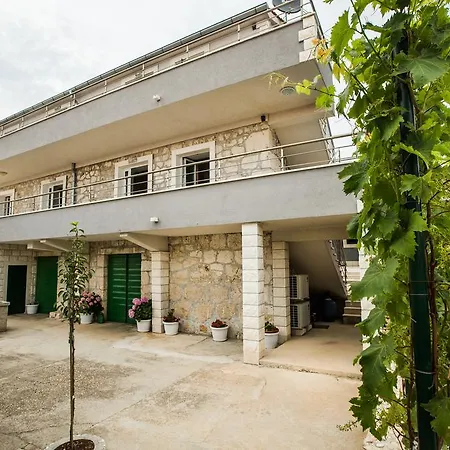 Gabi Rogoznica (Sibenik-Knin)