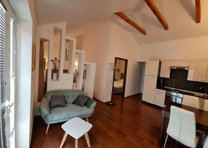 Gabi Vakantiehuis Rogoznica (Sibenik-Knin)